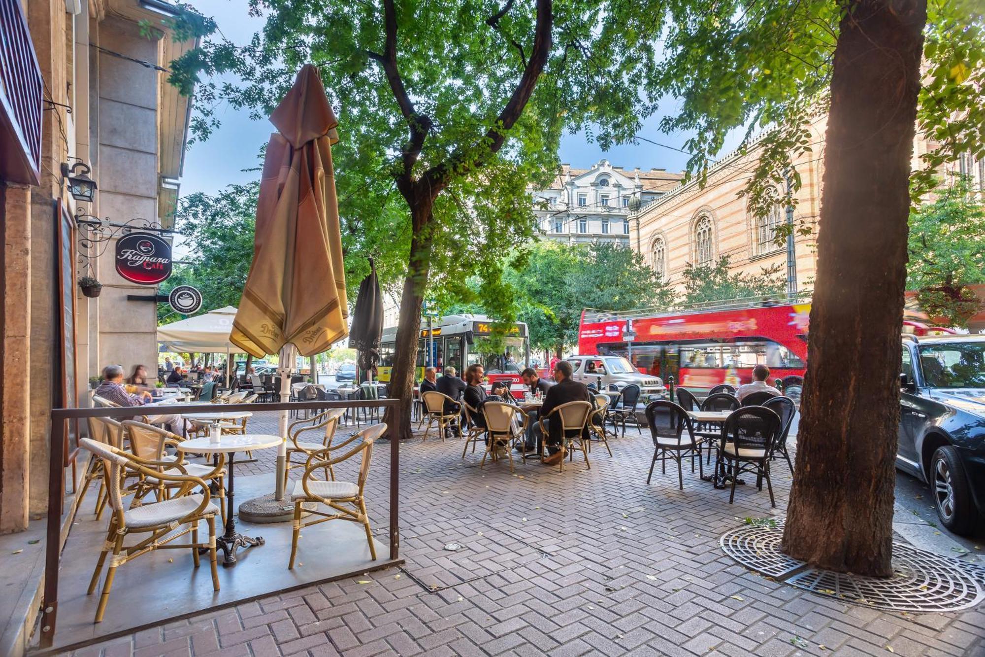 Ultra Central Luxury Budapest Exterior photo